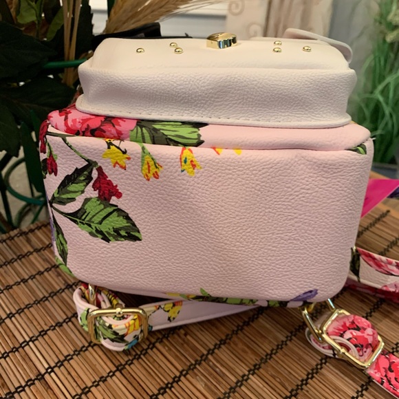BETSEY JOHNSON PINK FLORAL MINI DOG BACKPACK